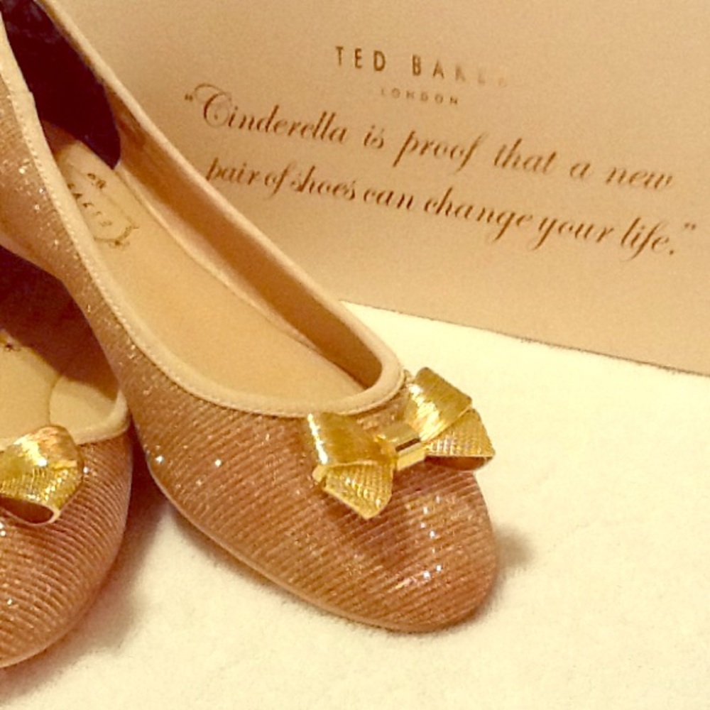 NWT Ted Baker London Golden Shoes